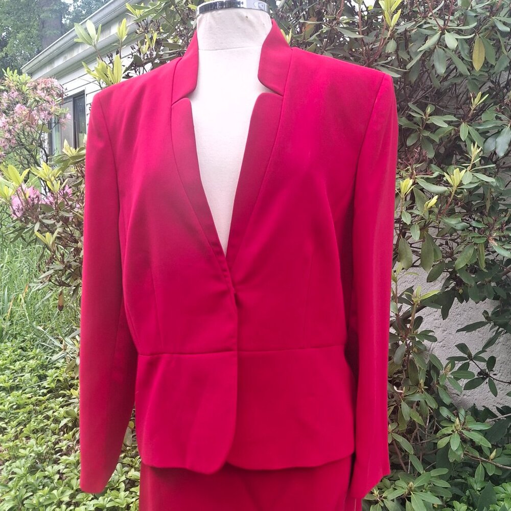 NWT Size 18 Tahari Red Skirt Suit